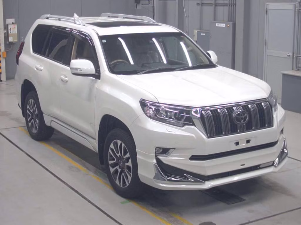 TOYOTA LAND CRUISER PRADO