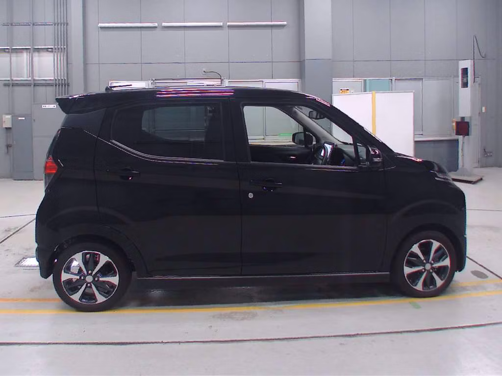 MITSUBISHI EK X