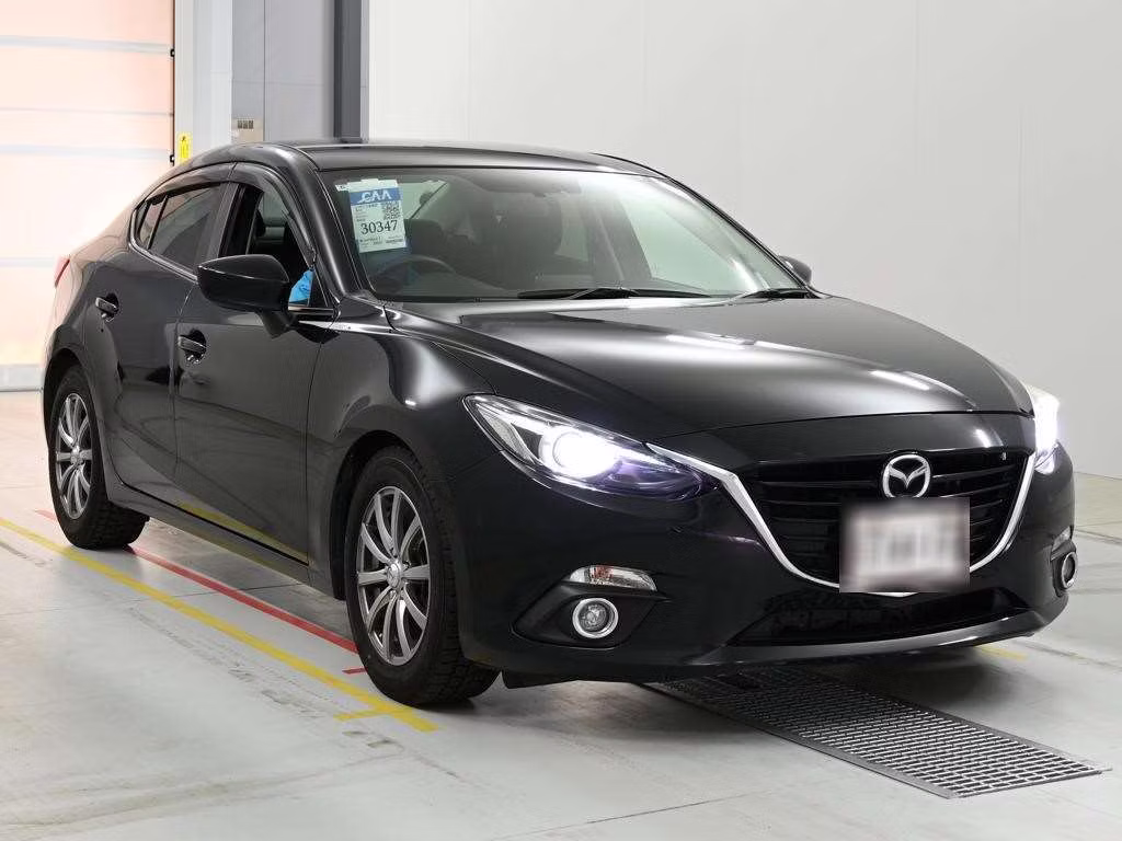 MAZDA AXELA