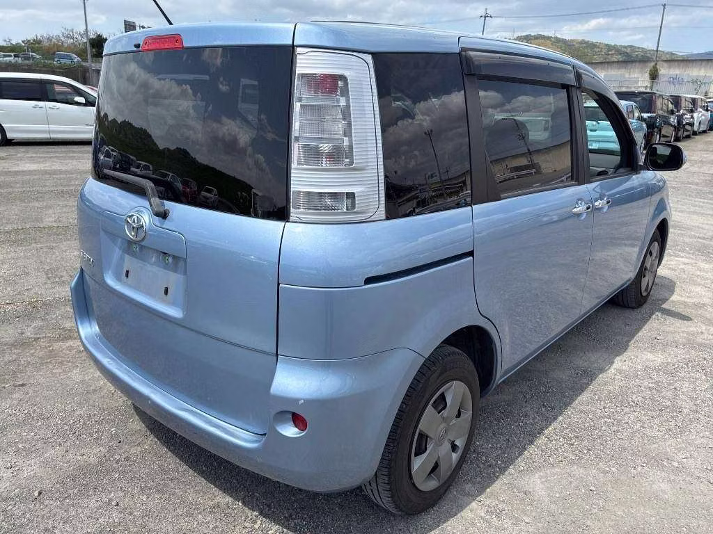 TOYOTA SIENTA