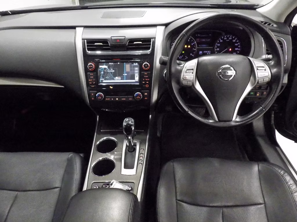 NISSAN TEANA