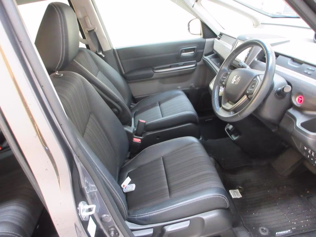 HONDA FREED+