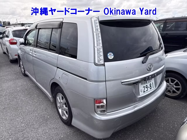 TOYOTA ISIS