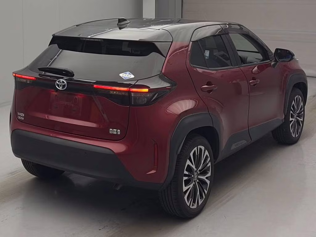 TOYOTA YARIS CROSS