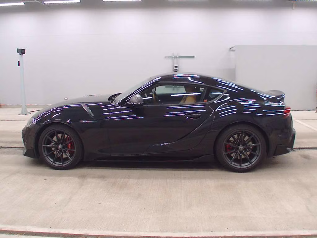 TOYOTA SUPRA