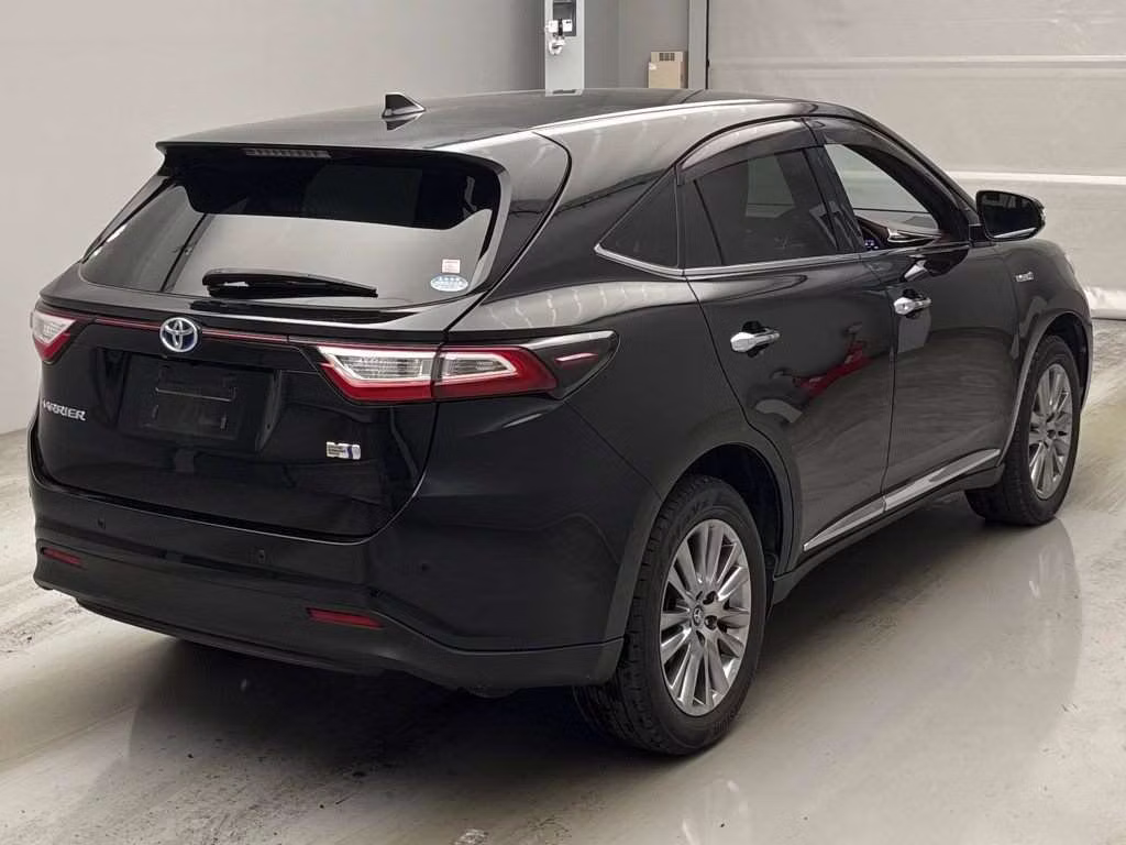 TOYOTA HARRIER