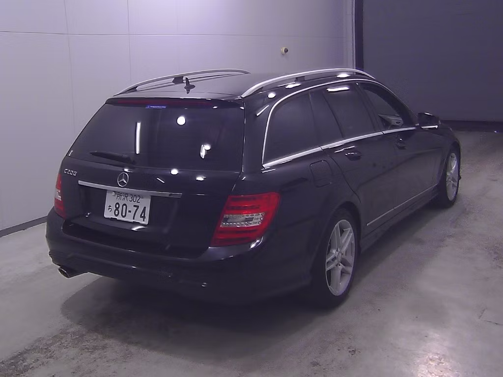 MERCEDES-BENZ C-CLASS