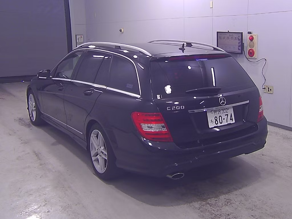 MERCEDES-BENZ C-CLASS