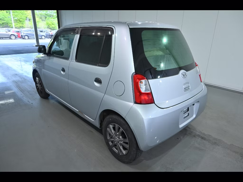 DAIHATSU ESSE
