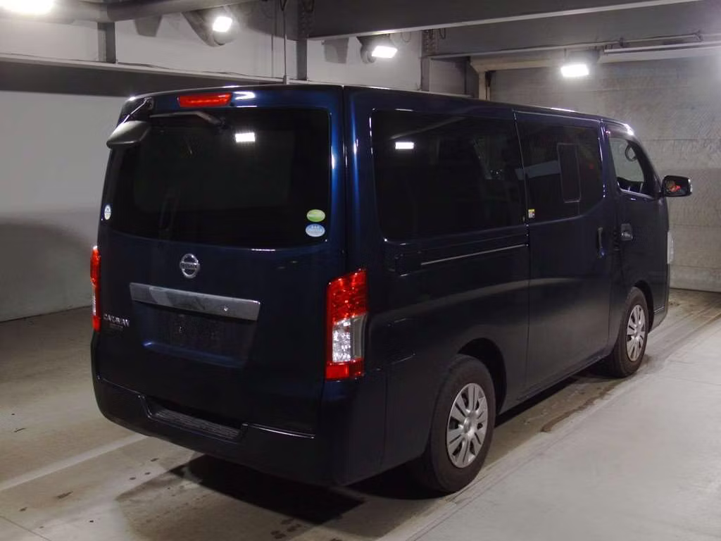 NISSAN NV350 CARAVAN