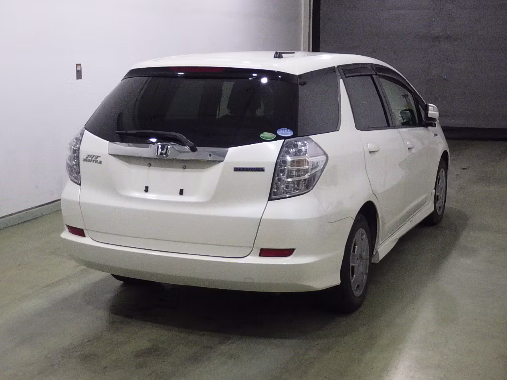 HONDA FIT SHUTTLE