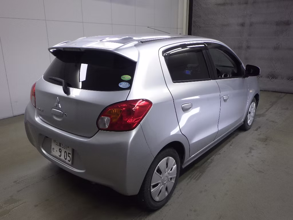 MITSUBISHI MIRAGE