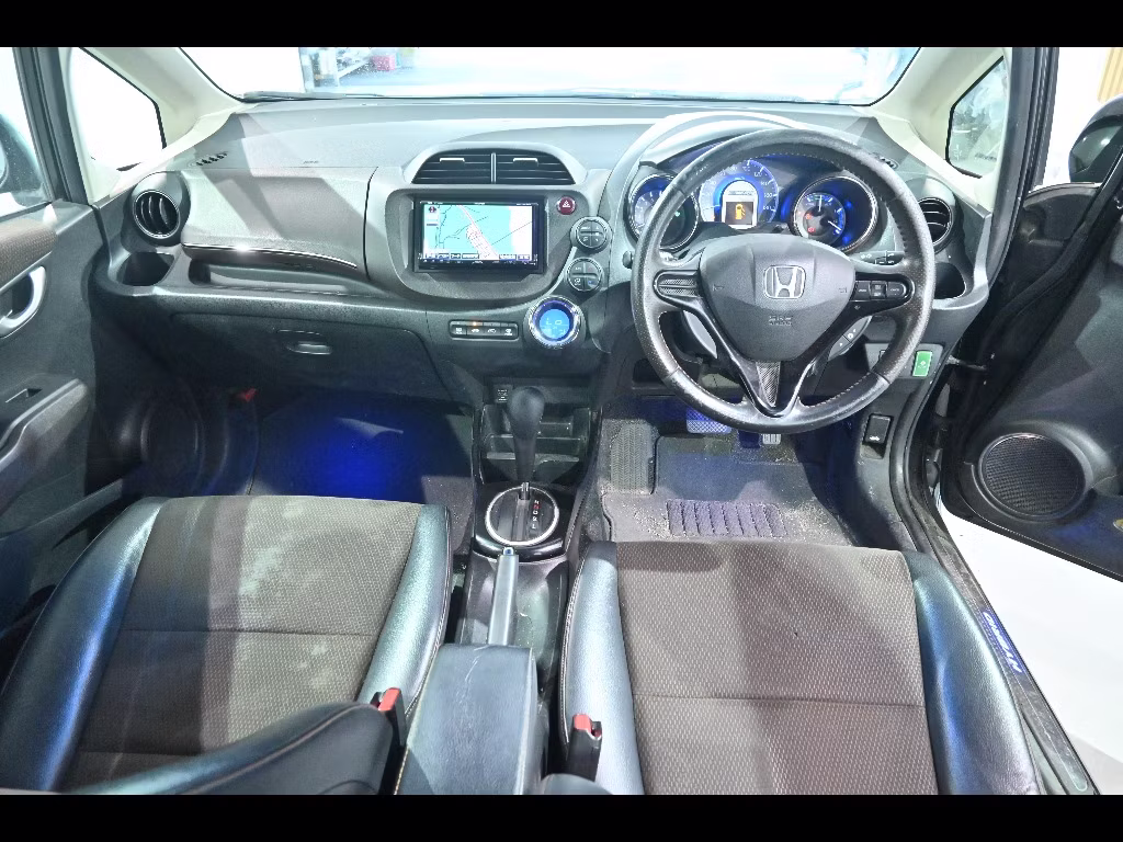 HONDA FIT SHUTTLE