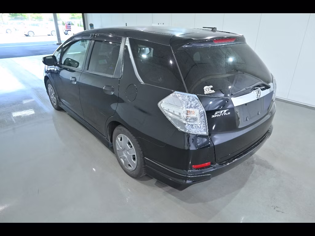 HONDA FIT SHUTTLE