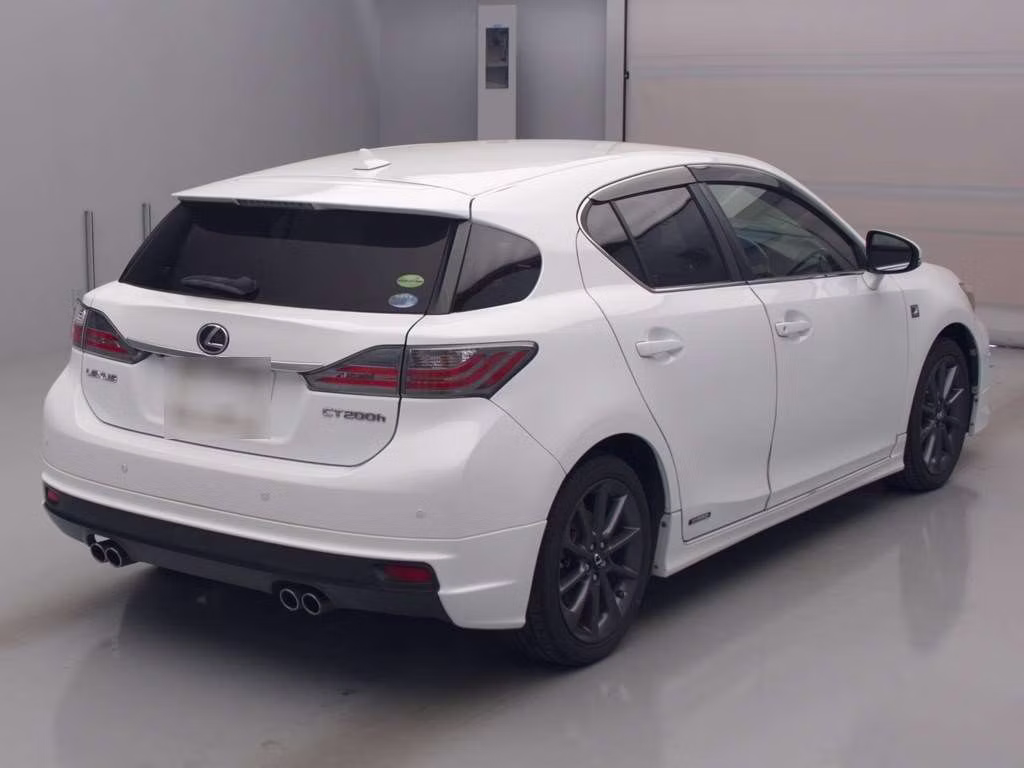 LEXUS CT200H