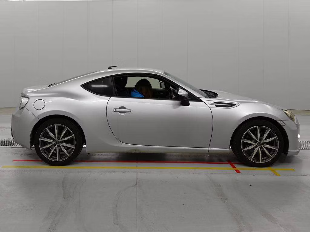 SUBARU BRZ