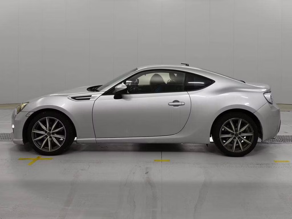 SUBARU BRZ