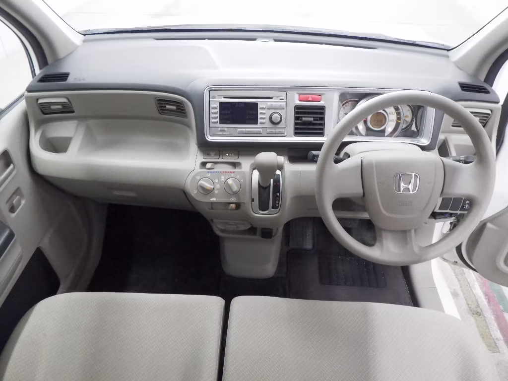 HONDA LIFE