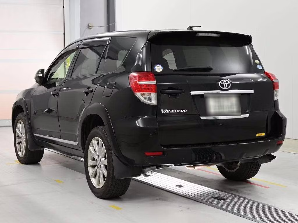 TOYOTA VANGUARD