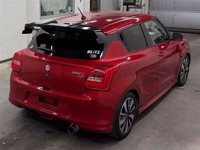 SUZUKI SWIFT