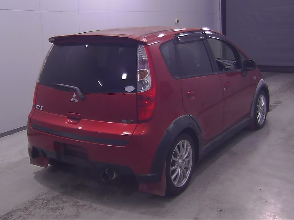 MITSUBISHI COLT