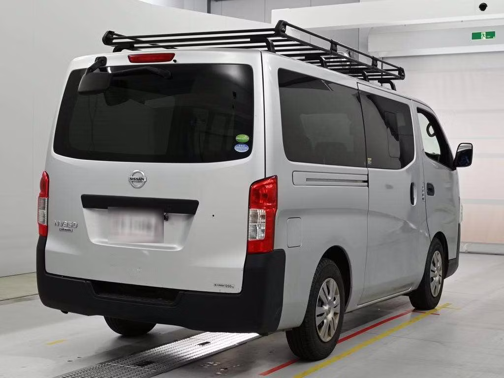 NISSAN NV350 CARAVAN