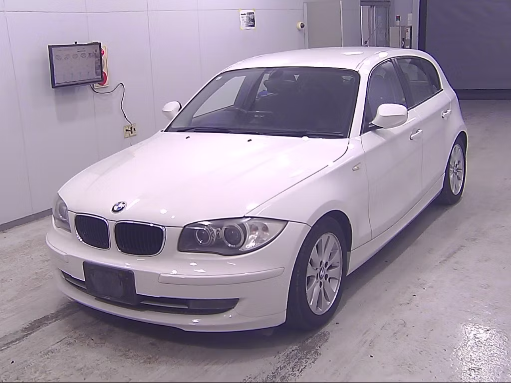 BMW 1-SERIES
