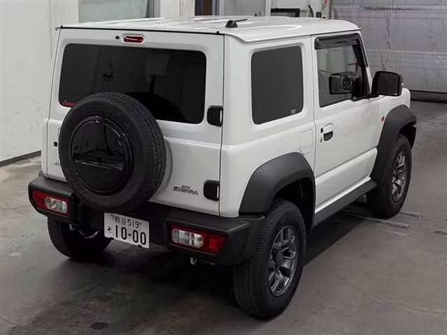 SUZUKI JIMNY SIERRA