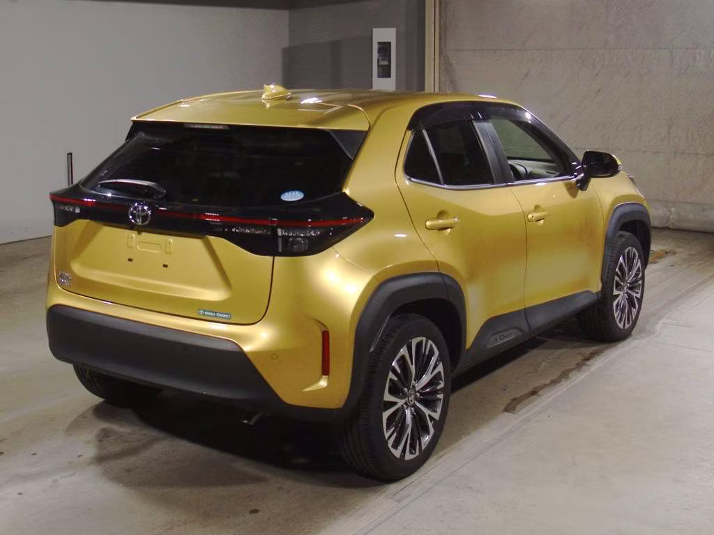 TOYOTA YARIS CROSS
