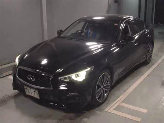 NISSAN SKYLINE