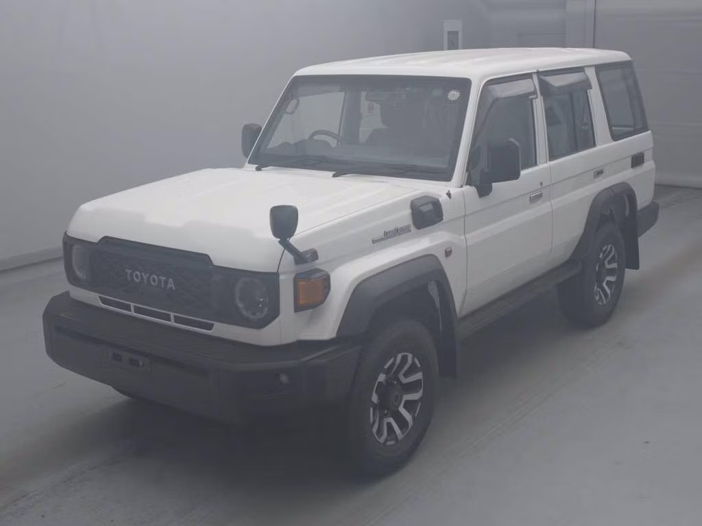 TOYOTA LAND CRUISER