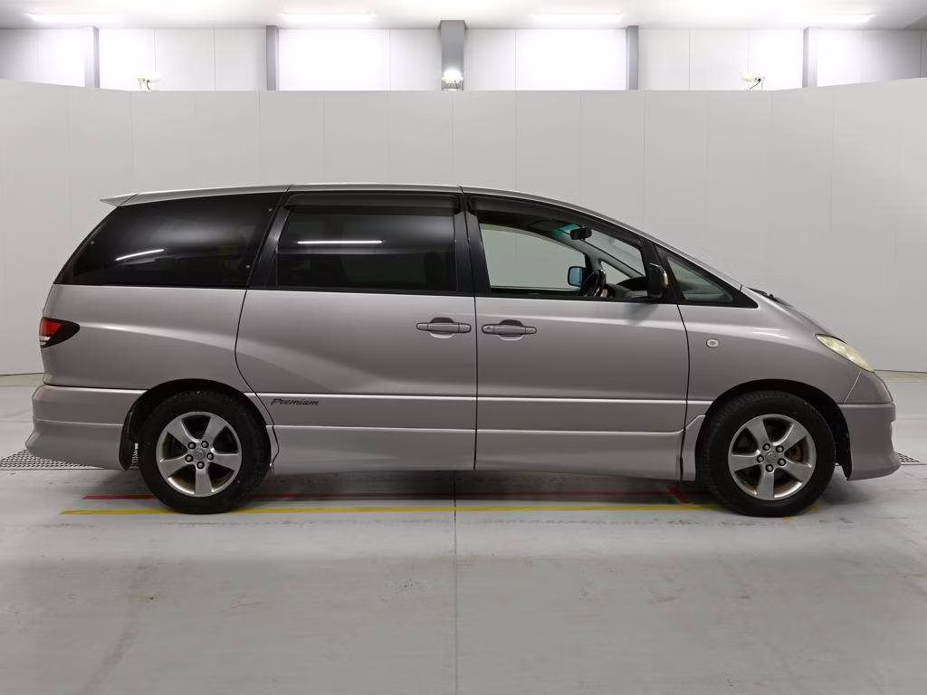 TOYOTA ESTIMA