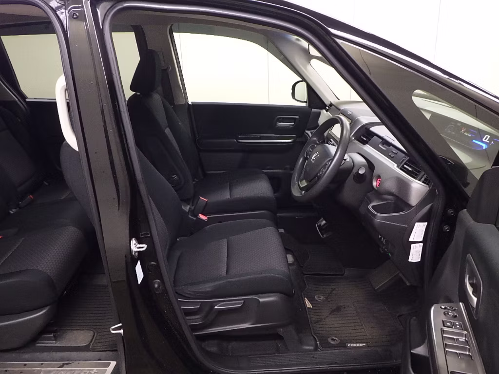 HONDA FREED+