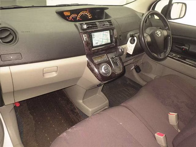 TOYOTA PASSO SETTE