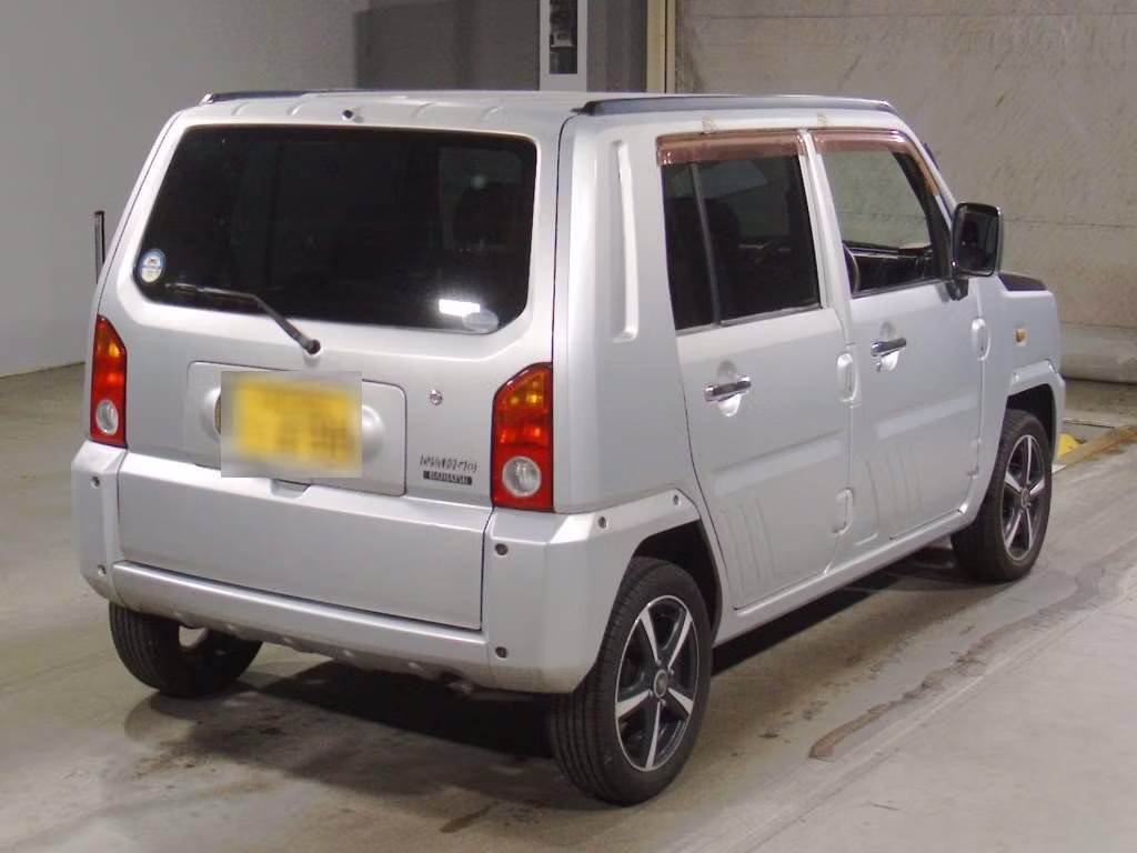 DAIHATSU NAKED