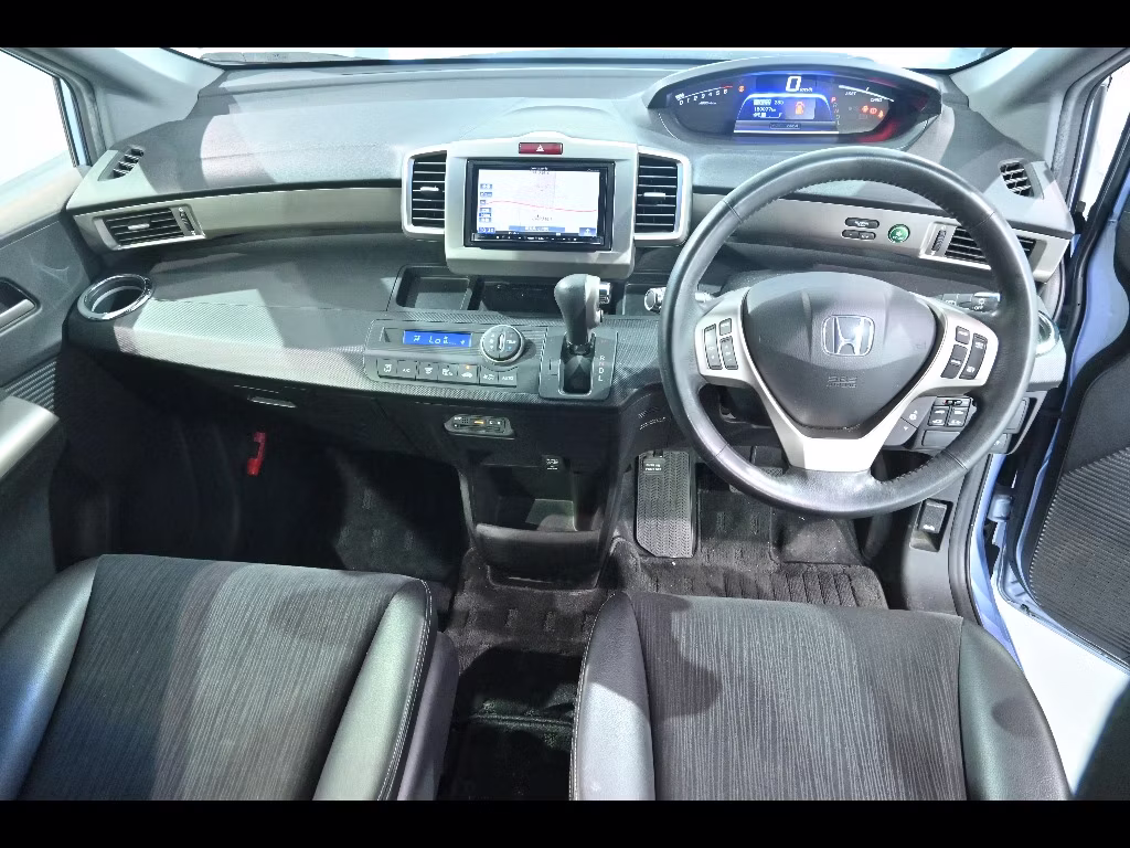 HONDA FREED SPIKE