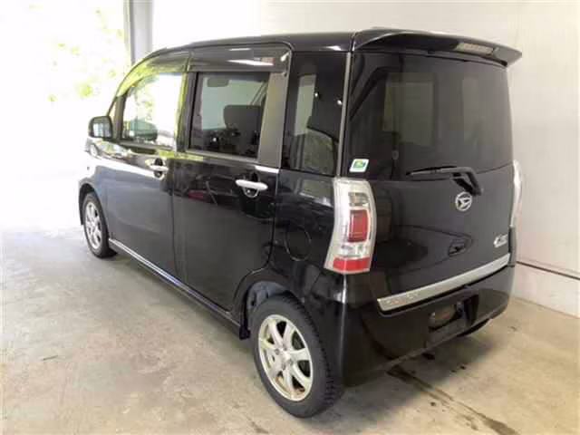 DAIHATSU TANTO EXE