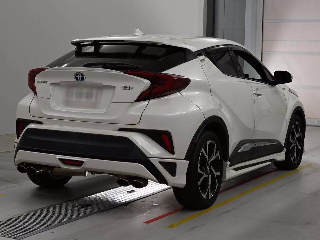 TOYOTA C-HR