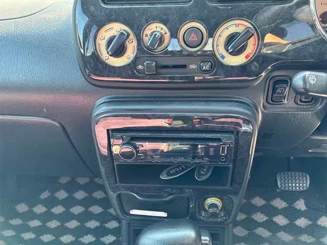 DAIHATSU MIRA GINO