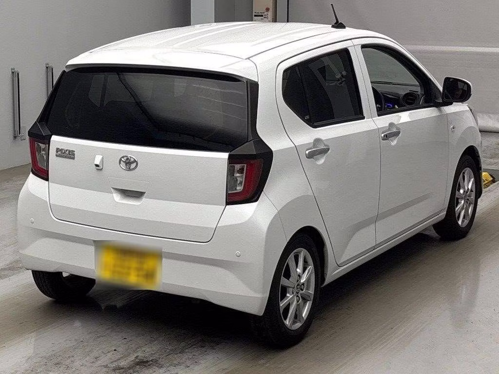 TOYOTA PIXIS EPOCH