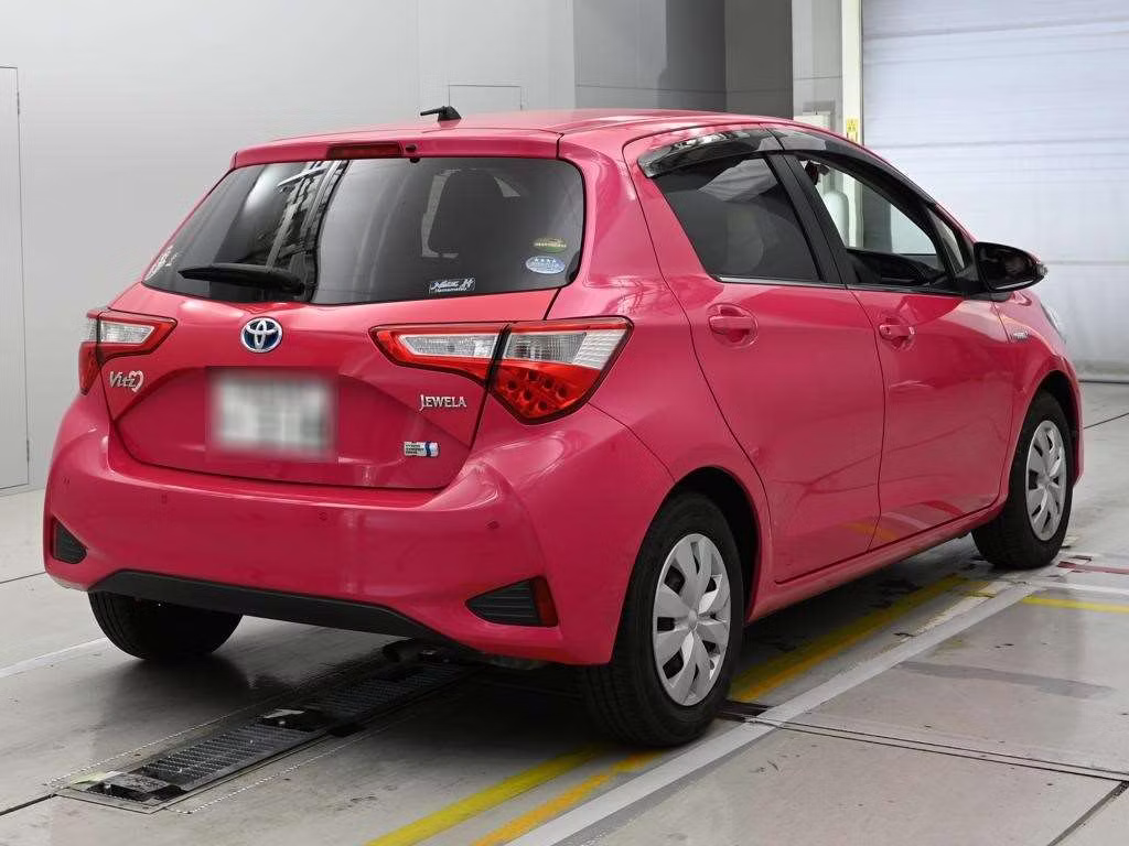 TOYOTA VITZ