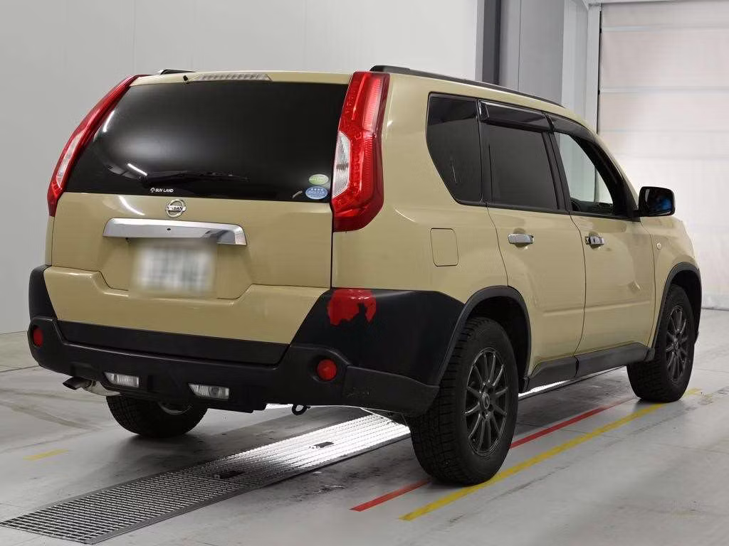 NISSAN X-TRAIL