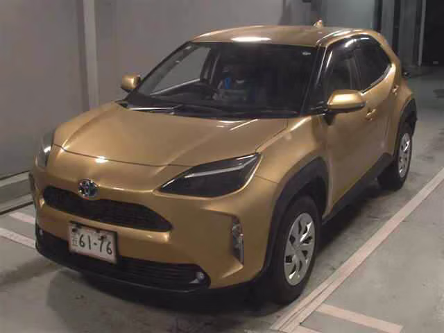 TOYOTA YARIS CROSS