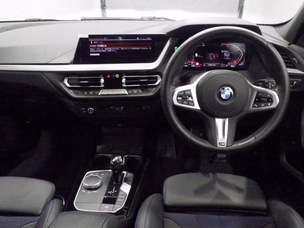 BMW 1-SERIES