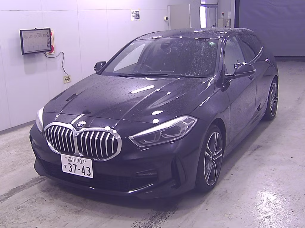 BMW 1-SERIES
