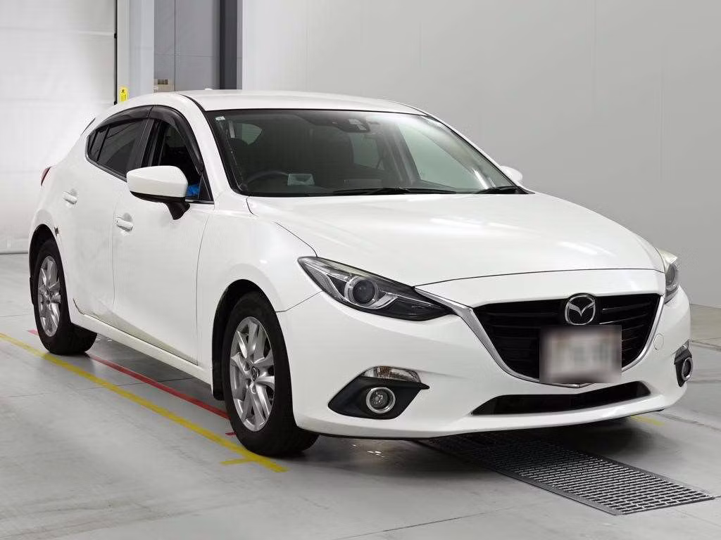 MAZDA AXELA