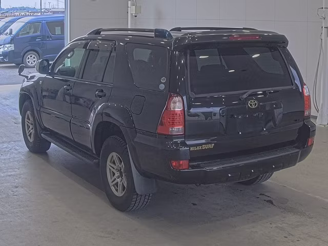 TOYOTA HILUX SURF