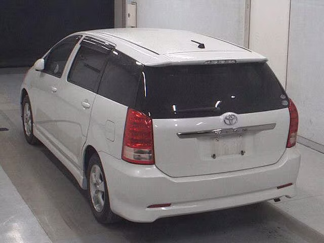 TOYOTA WISH