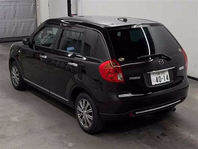 MAZDA VERISA