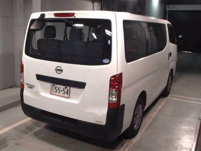 NISSAN NV350 CARAVAN
